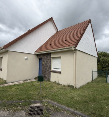 Reconstruction d'un garage jumelé à une maison suite à un incendie